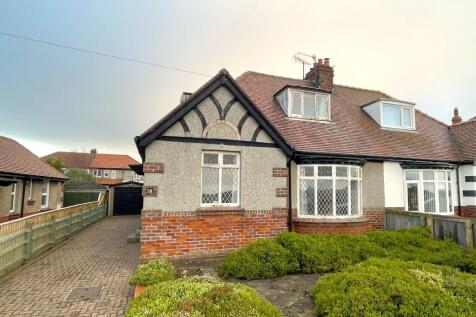 Whitby, YO21 - property photo