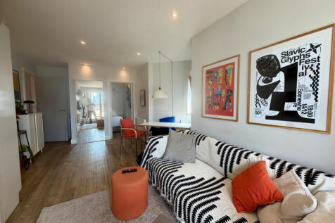 Studio apartment for rent