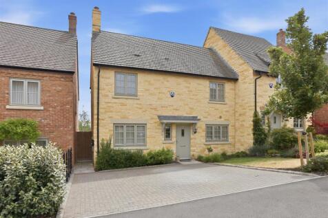 17 Haddon Fields 2517-1.jpg