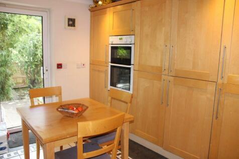 Parklands Drive, Chelmsford, Essex photo 4