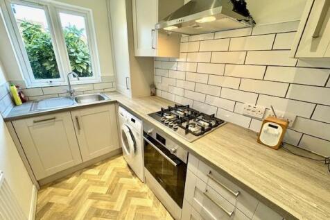 Newly Fitted Kitchen