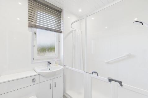 CAM05526G0-PR0040...