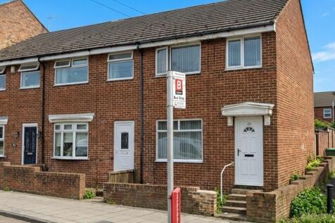 3 bedroom Terraced for rent