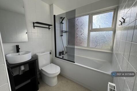 Willow Crescent, Blyth, NE24 photo 3