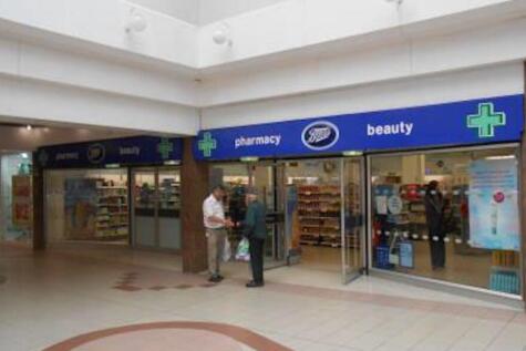 Walsall  Unit 18 1416 Bradford Mall Saddlers Cen