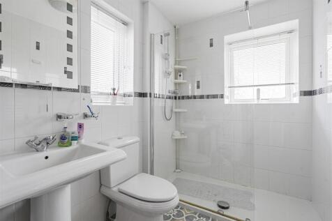 Long Acre, Brafield-on-the-Green