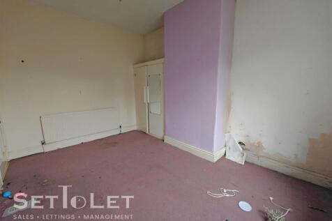 WhatsApp Image 2025-04-18 at 12.56.06 (6).jpeg