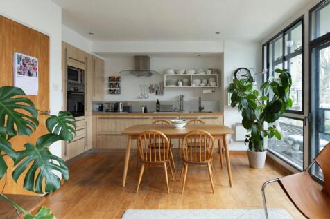 Keeling House E2
