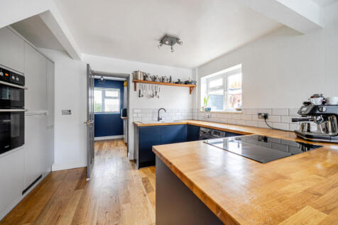 1358888-16-68d685...