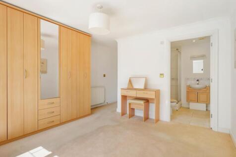 Azalea Court, Branksome Wood Road