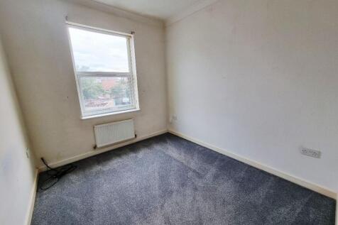 Gladstone Street, Worksop photo 3