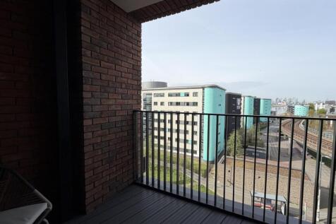 Gallions Road, E16, 1 bedroom for sale by Barrain 