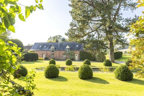 Garden &amp; Cottages