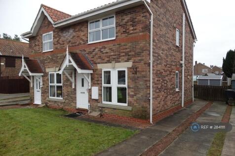 Front Of House And Private Drive