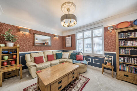 1340438-10-689b70...