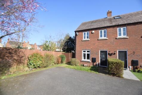 17 Pearmain Close front