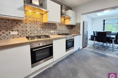 7-bed terraced on Granville Road, Manchester, Greater Manchester, M14, £4,793/mo