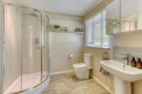 78 Orton Lane-bed2 ensuite.jpg