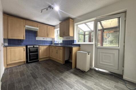 Croxton Avenue, Rochdale, Greater Manchester, OL16 photo 3