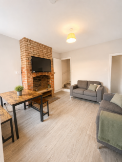 4-bed house on Cumberland Road, Loughborough, £2,172/mo