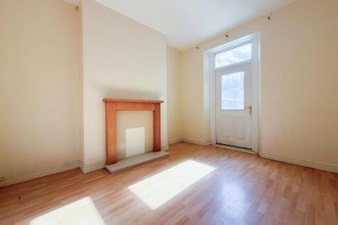 Call 02920 668585 to secure your viewing _2