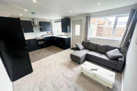 Gleneagles Road, Middlesbrough, TS4 3JD photo 3