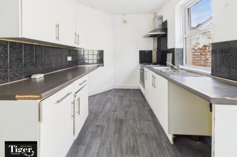 CAM02176G0-PR0530...