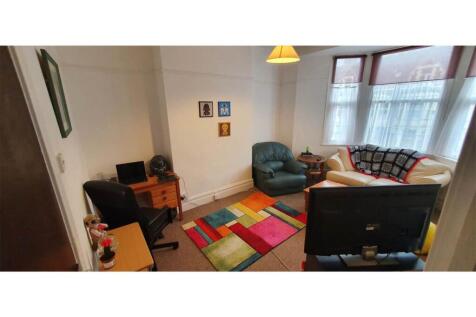 Living room 2