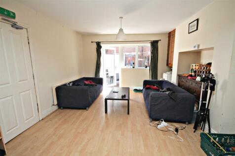 21 Sutton Street, Durham photo 4