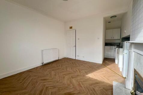 Kitchen / Lounge