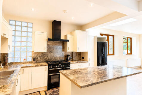 Otterfield Road, West Drayton photo 4