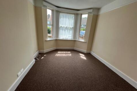 Front lounge.jpg