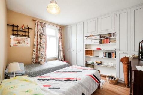 5 Kenilworth Avenue-14.jpg