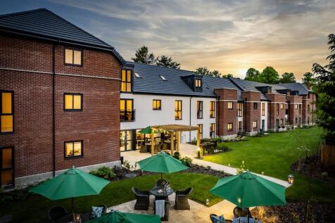 Communal landscaped gardens