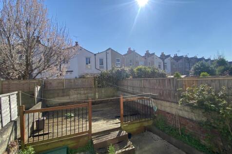 GARDEN 2.jpeg