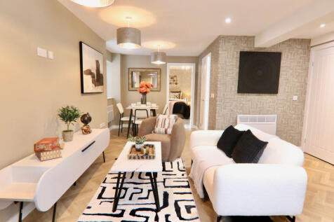 brand-new luxury apartment with its own private e