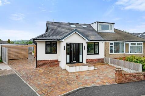 20 Ambleside Drive External-7.jpg