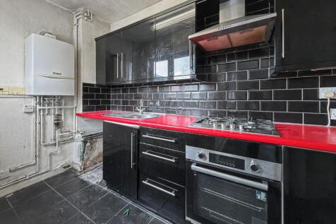 First Floor Flat, 44 Ripley Road, London E16 3EA