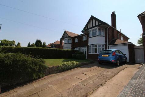 Front Garden / Driveway