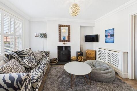 CAM02854G0-PR0362...