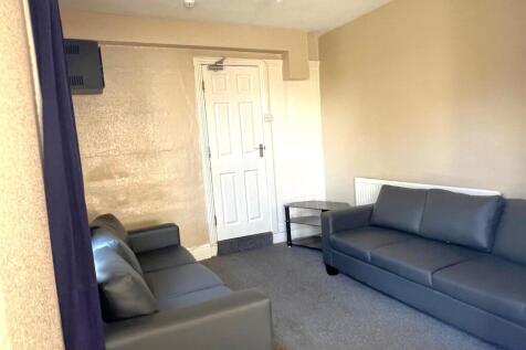 Living Room.jpg