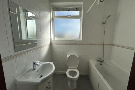 Bathroom.jpeg