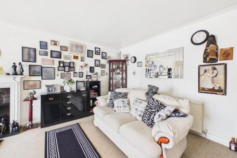 Lounge / Dining Room