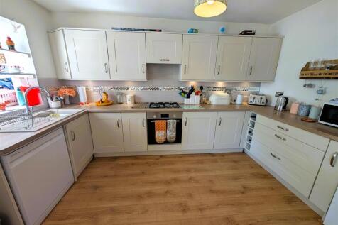 Kitchen/Dining/Lounge