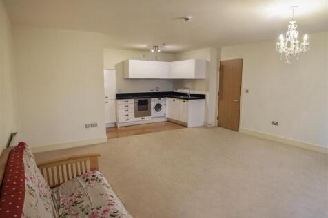 Livingroom 1.jpg