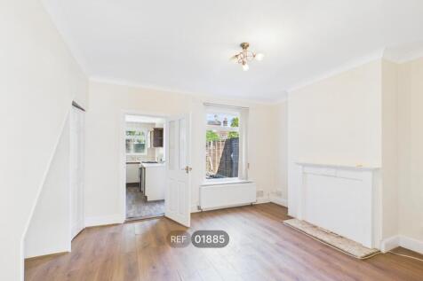 Winchester Road, Colchester, Essex, CO2 7LL photo 3