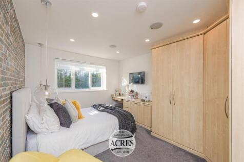 Thornhill (51) (Large).jpg