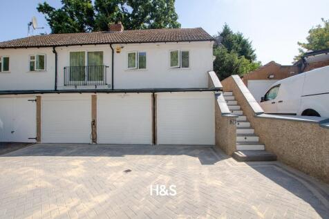 70 Elmdon - external.jpg