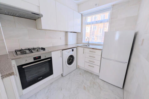 1 Bed with Patio Area