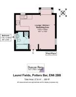 5 Laurel Fields Potters Bar EN6 2BB (002).jpg